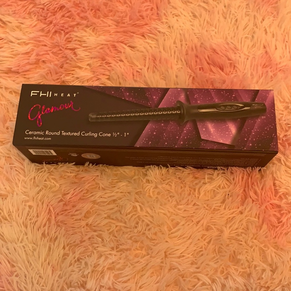 FHI H E A T ceramic round textured curling cone